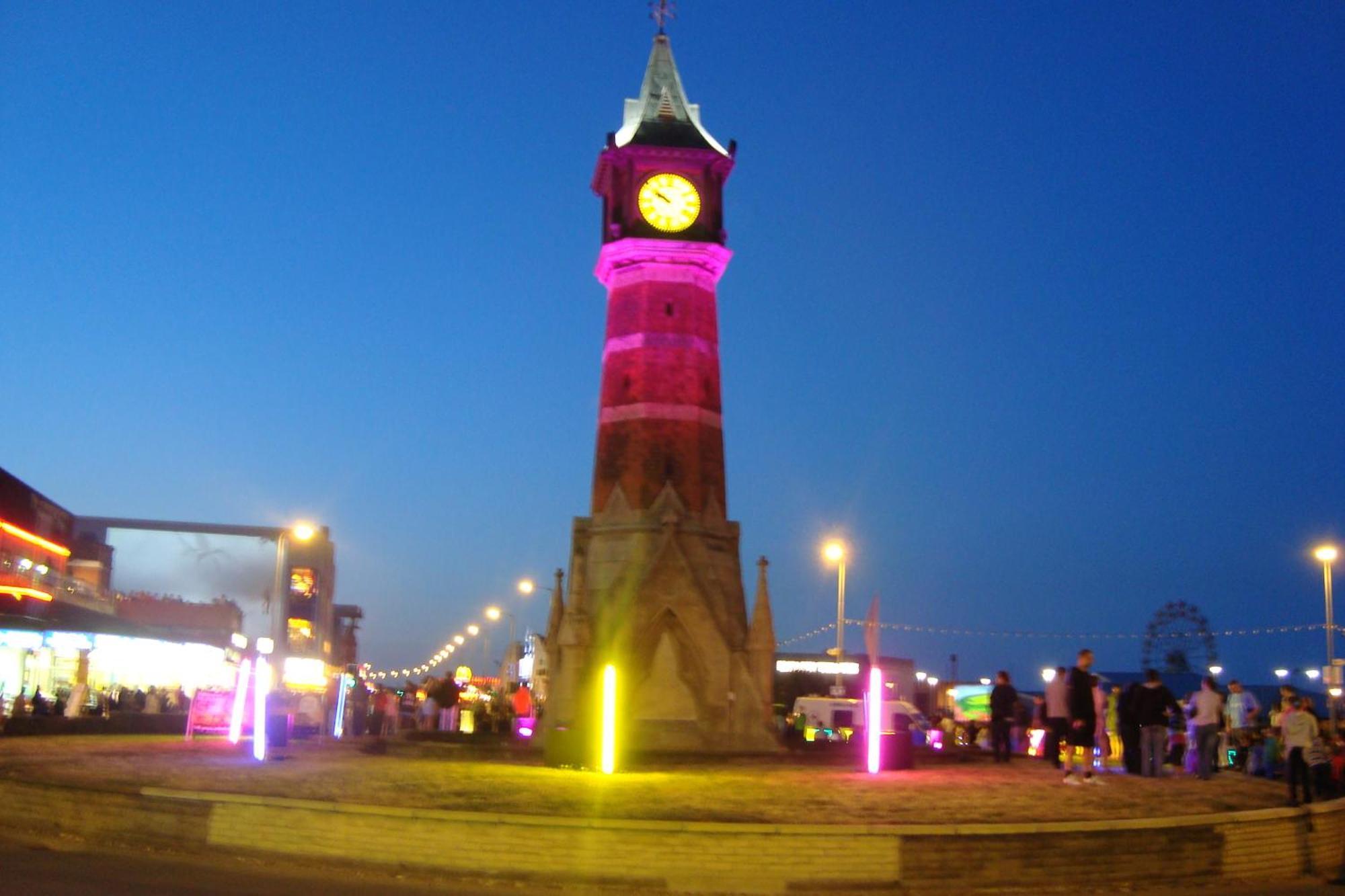 Serena Court Hotel Skegness Exterior photo